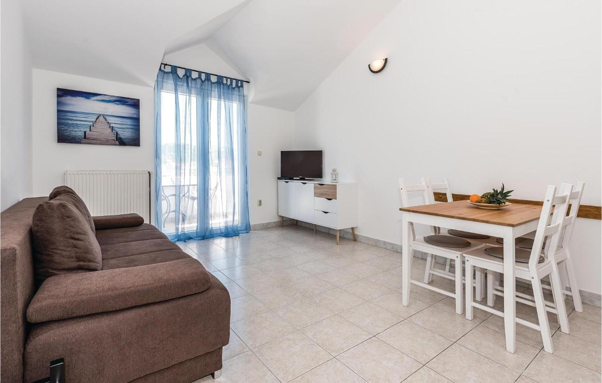 Awesome Apartment In Jezera With Kitchen Esterno foto